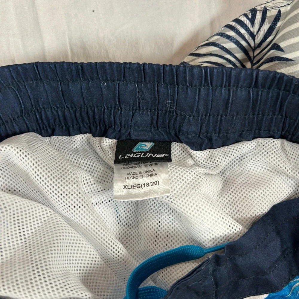 Laguna Boys XL 18/20 Blue Floral Baja Stripe Swim Trunks UPF 50 NWT
